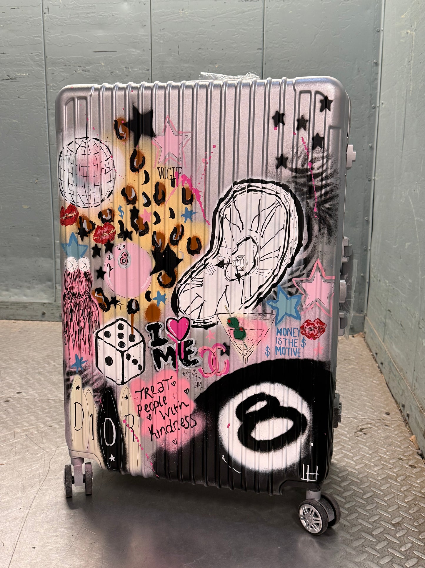 Custom Suitcase Large (Silver)