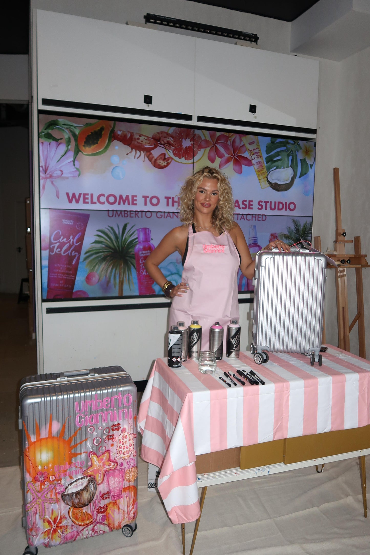 Paint your own suitcase workshop