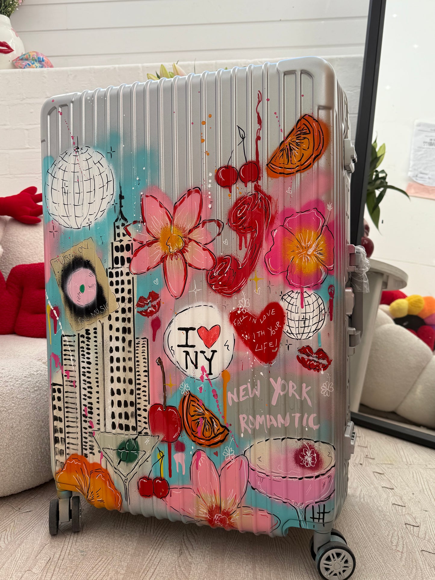 Custom Suitcase Large (Silver)