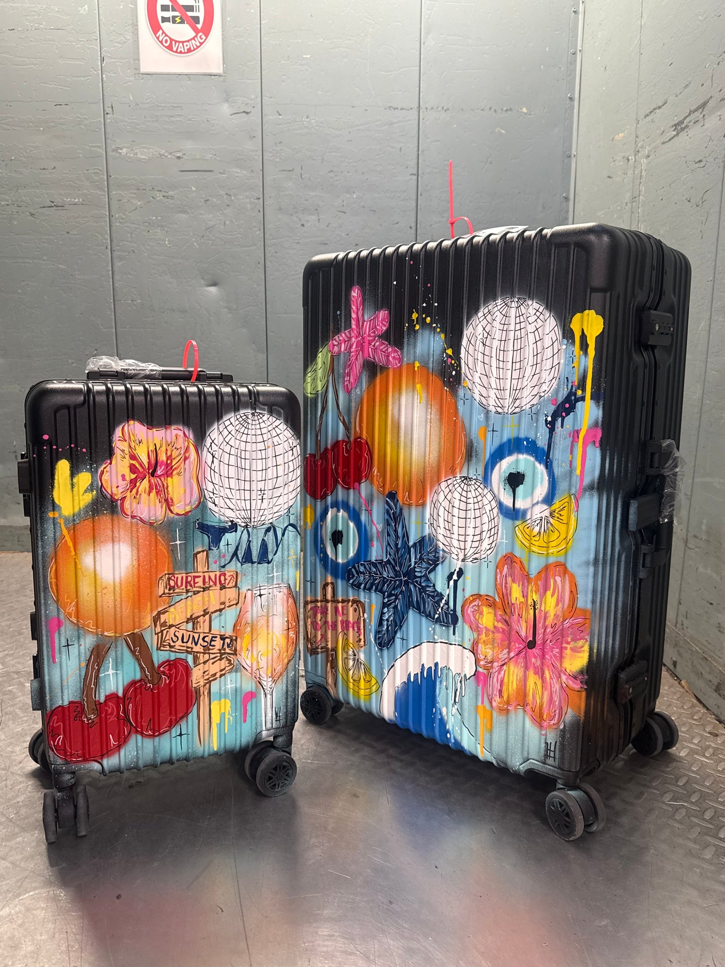 2. Custom Cabin Suitcase (Black)