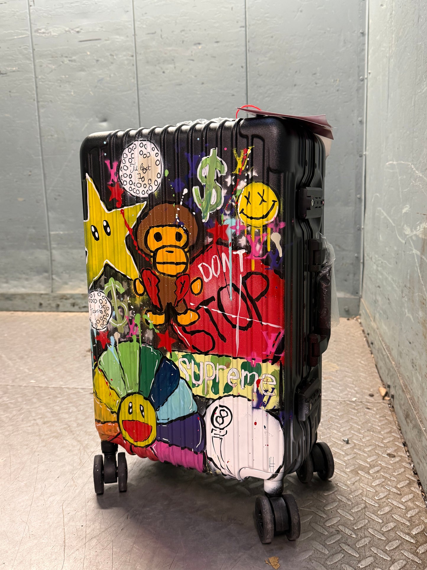 2. Custom Cabin Suitcase (Black)