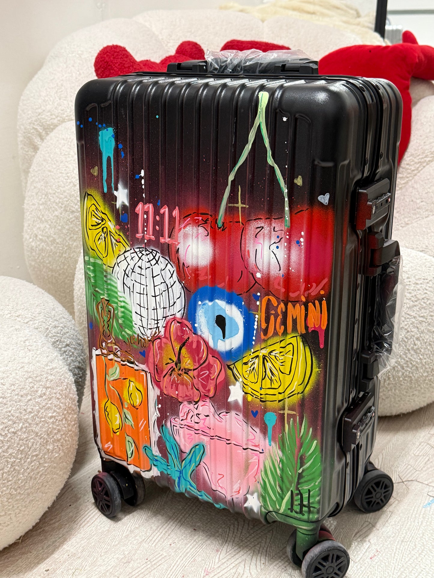 2. Custom Cabin Suitcase (Black)